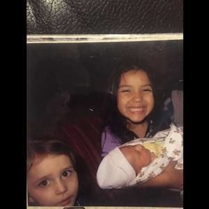 Meet your Posher, Mia